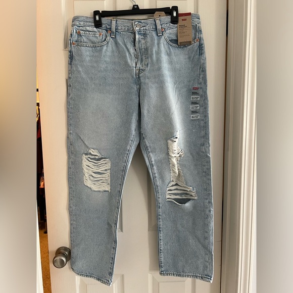 Levi’s Wedgie Straight Jeans - Picture 1 of 2